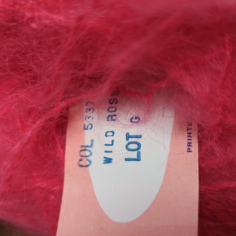 🧶 Bernat Mohair pink yarn 3 skeins "Mohairlaine","Mohair Plus" wild rose color - Picture 9 of 9